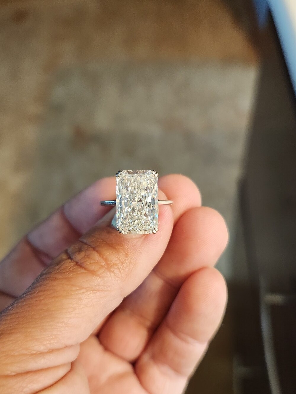 LAB GROWN 8 CT RADIANT DIAMOND 14KT GOLD RING!